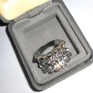 Rhinestone Fashion Ring